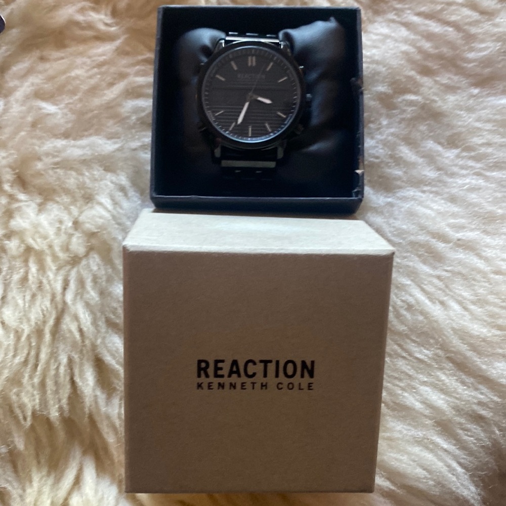 KENNETH COLE watch